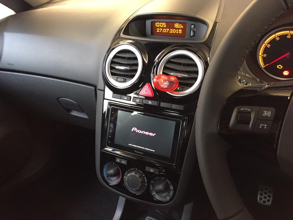 Vauxhall Corsa CarPlay 2